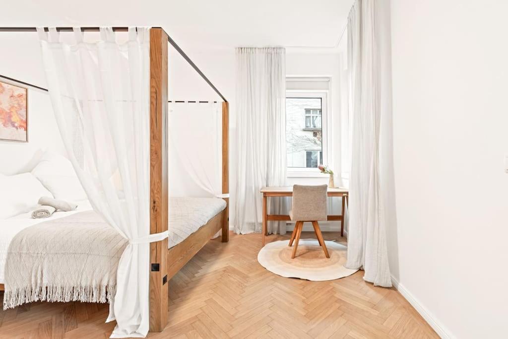 Cozy Apartment In Quiet Location, Fast Train Station 100M Away, Contactless Check-In Viena Exterior foto